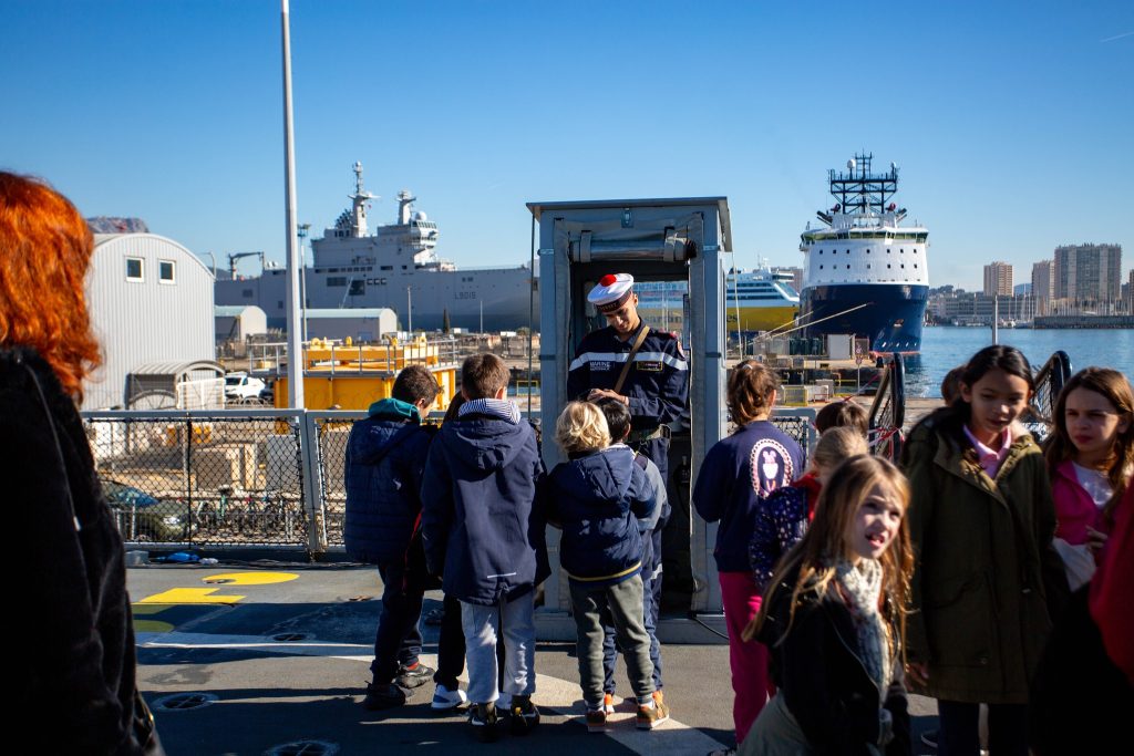 Les enfants de l'école Cousteau ont visité la Frégate Courbet